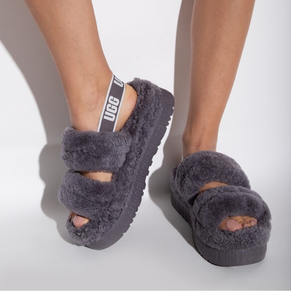 UGG Gray Plush Slippers with Open-Toe Design